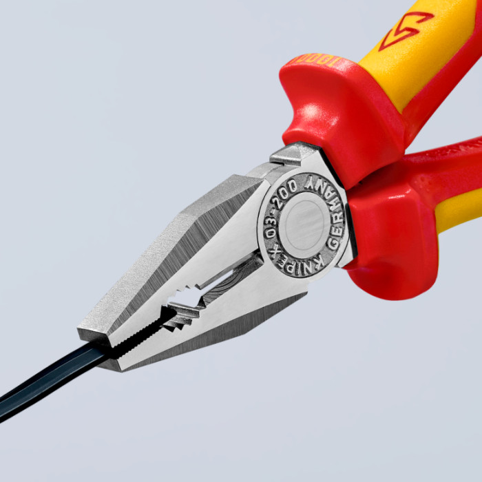 Плоскогубцы комбинированные диэлектрические KNIPEX 200 мм 03 06 200 - изображение 7