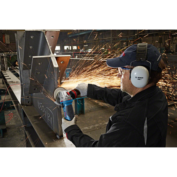 Угловая шлифмашина BOSCH GWS 19-125 CI Professional 060179N002 - изображение 5
