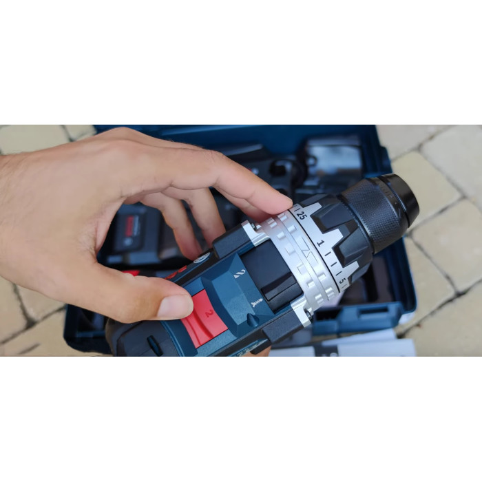 Дриль-шуруповерт акумуляторний BOSCH GSR 18V-110 C Professional 06019G0109 без АКБ - зображення 6