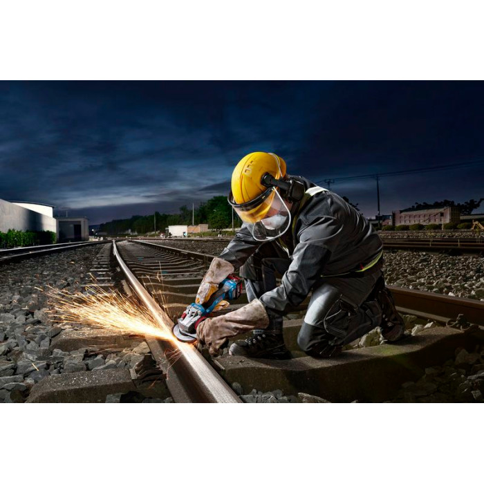 Угловая шлифмашина аккумуляторная BOSCH PRO GWS 18V-11 06019N4102 без АКБ - изображение 3