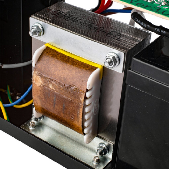 Лінійно-інтерактивне ДБЖ LogicPower LP U650VA 1079 - зображення 9