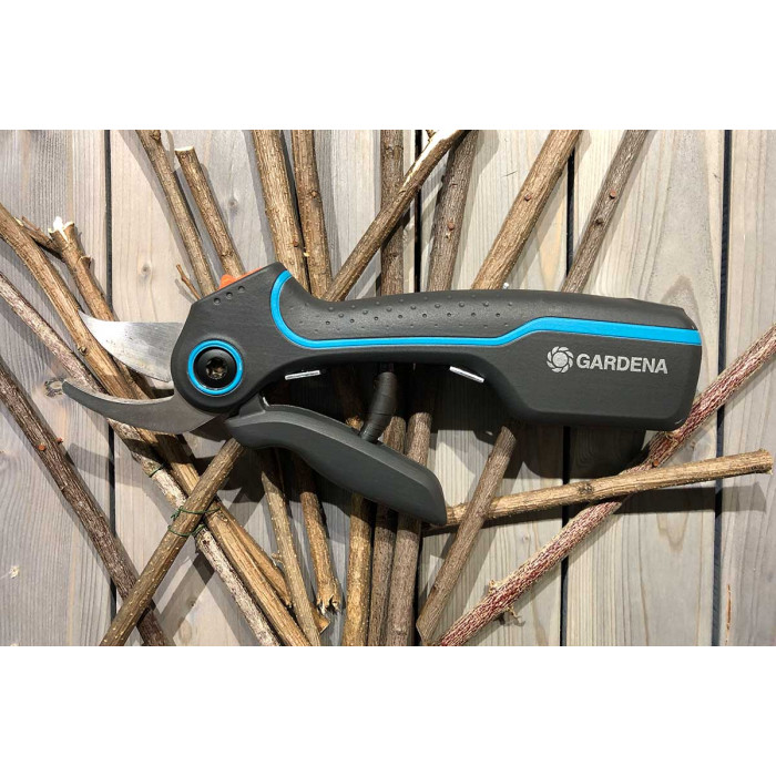 Ножиці-секатор акумуляторні GARDENA AssistCut 12222-20.000.00 - зображення 5