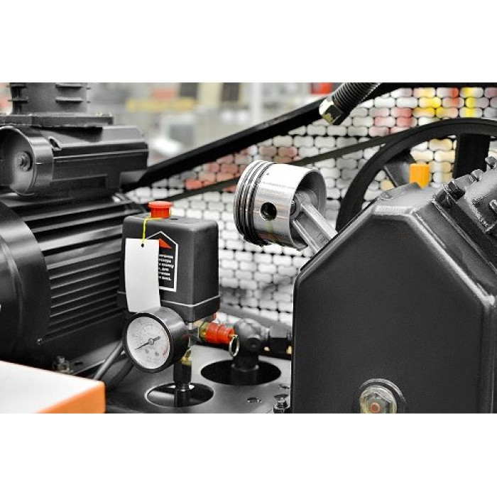 Компресор поршневий масляний STARK 30100-SAVB Profi 300030100 - зображення 2