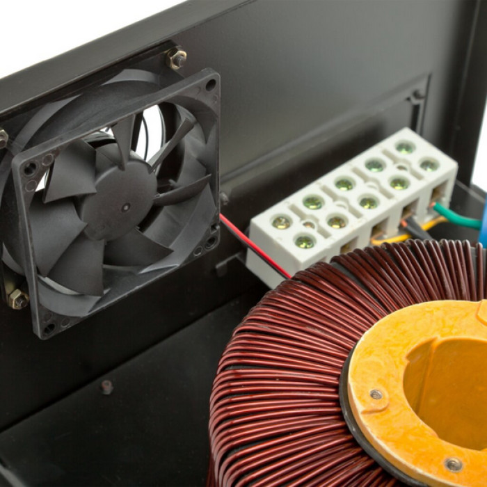 Стабілізатор напруги LogicPower LPT-W-5000RD BLACK 4439 - зображення 4