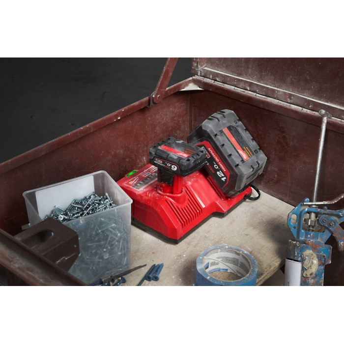 Зарядний пристрій Milwaukee M12-18SC Li-Ion 12 В, 18 В 4932471736 - зображення 5