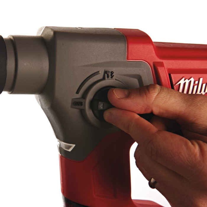 Перфоратор акумуляторний Milwaukee M12 CH-402C 4933441475 - зображення 3