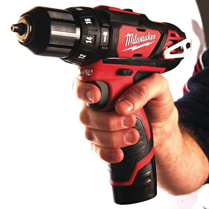 Дриль-шуруповерт ударний акумуляторний Milwaukee M12 BPD-202C 4933441940 - зображення 8