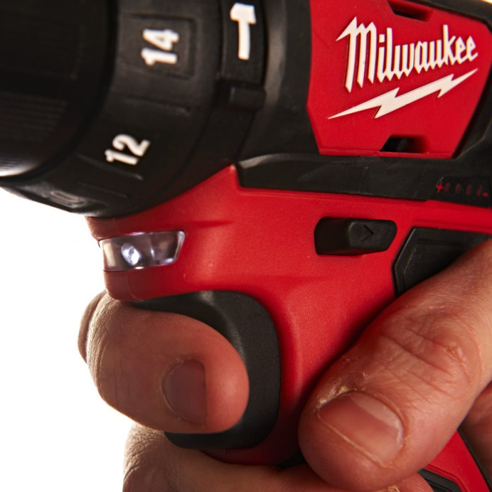 Дриль-шуруповерт ударний акумуляторний Milwaukee M12 BPD-0 4933441950 без АКБ - зображення 5