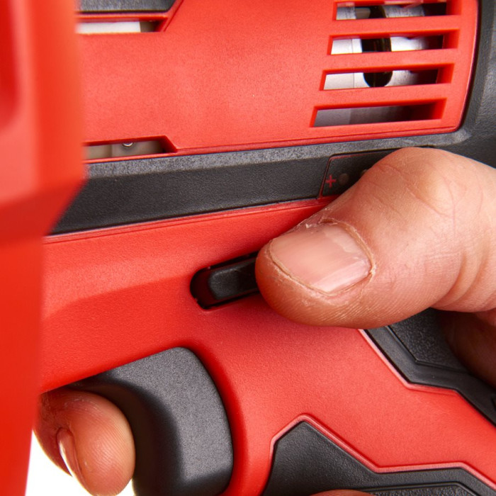 Акумуляторна прочисна машина Milwaukee M12 BDC6-202C 4933451635 - зображення 5