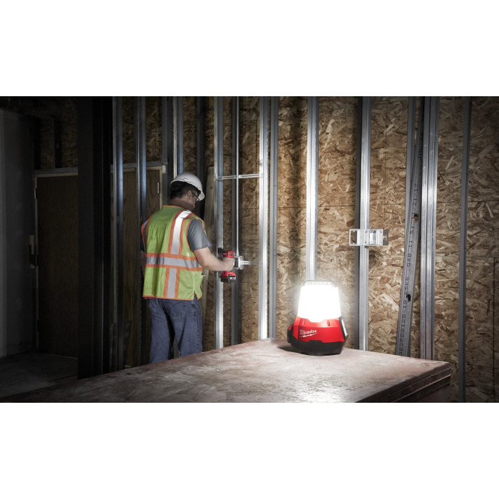 Фонарь светодиодный аккумуляторный Milwaukee M18 TAL-0 4933464134 без АКБ - изображение 7
