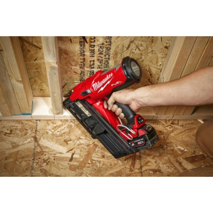 Гвоздезабиватель аккумуляторный Milwaukee M18 FFN-502C 4933471404 - изображение 6