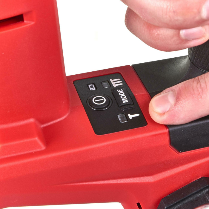 Гвоздезабиватель аккумуляторный Milwaukee M18 FN18GS-0X 4933471409 без АКБ - изображение 4