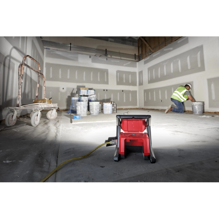 Фонарь светодиодный аккумуляторный Milwaukee M18 HOAL-0 4933478118 без АКБ - изображение 5