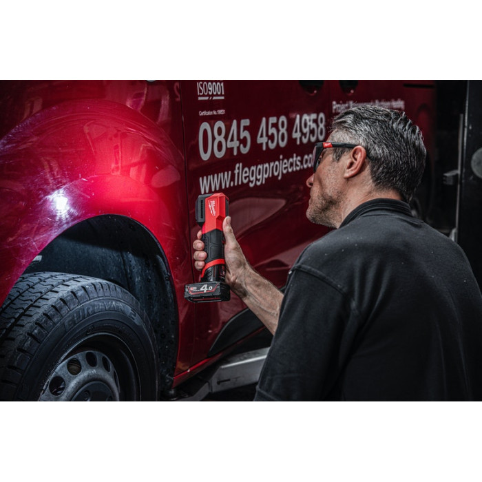 Фонарь для цветоподбора аккумуляторный Milwaukee M12 CML-401 4933479366 - изображение 10