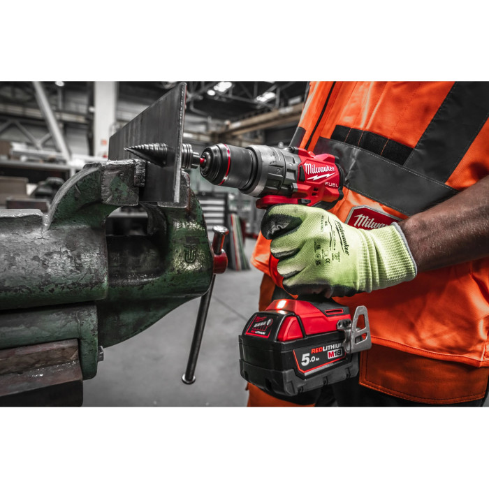 Дриль-шуруповерт ударний акумуляторний Milwaukee M18 FPD3-402C 4933492473 - зображення 5