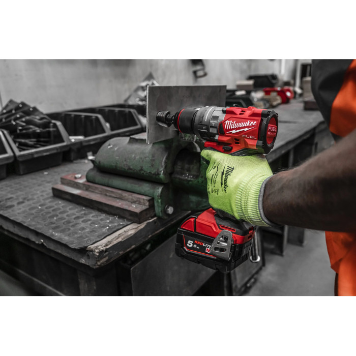 Дриль-шуруповерт ударний акумуляторний Milwaukee M18 FPD3-402C 4933492473 - зображення 7