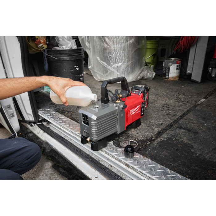 Насос вакуумний акумуляторний Milwaukee M18 FVP5-0 4933492853 без АКБ - зображення 8