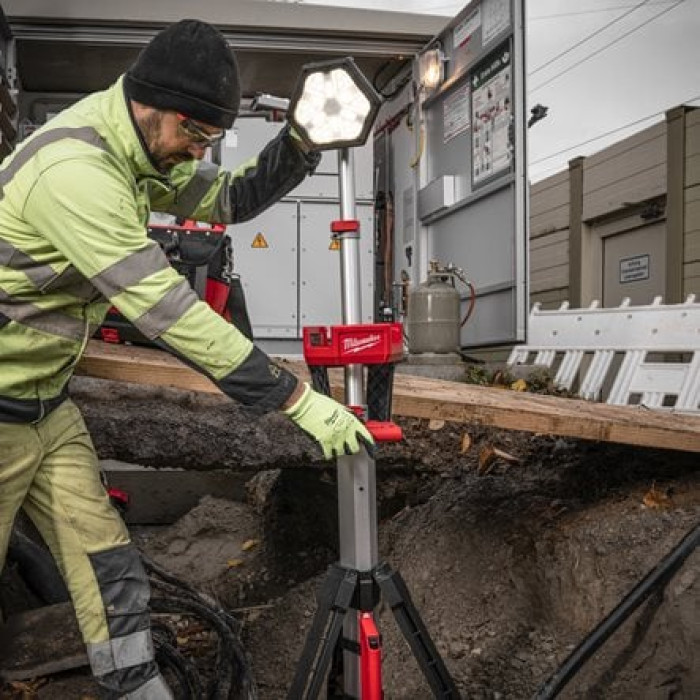 Прожектор світлодіодний акумуляторний Milwaukee M18 SAL2-502B 4933492903 - зображення 12