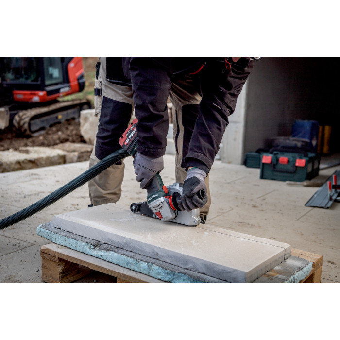 Угловая шлифмашина аккумуляторная Metabo WVB 18 LT BL 11-125 Quick 613057840 без АКБ - изображение 4