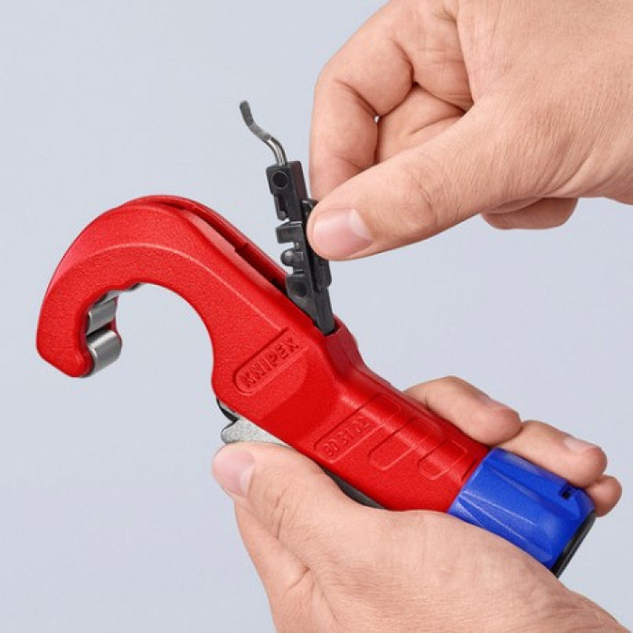 Труборез для стали и цветных металлов KNIPEX TubiX 6-35 мм 90 31 02 SB - изображение 8