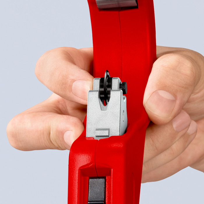 Труборіз для металевих труб KNIPEX TubiX XL 6-76 мм 90 31 03 BK - зображення 13