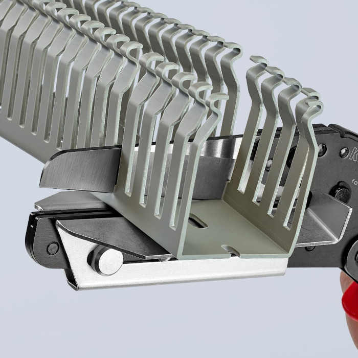 Ножиці для пластмаси та кабельних коробів KNIPEX 95 02 21 - зображення 5