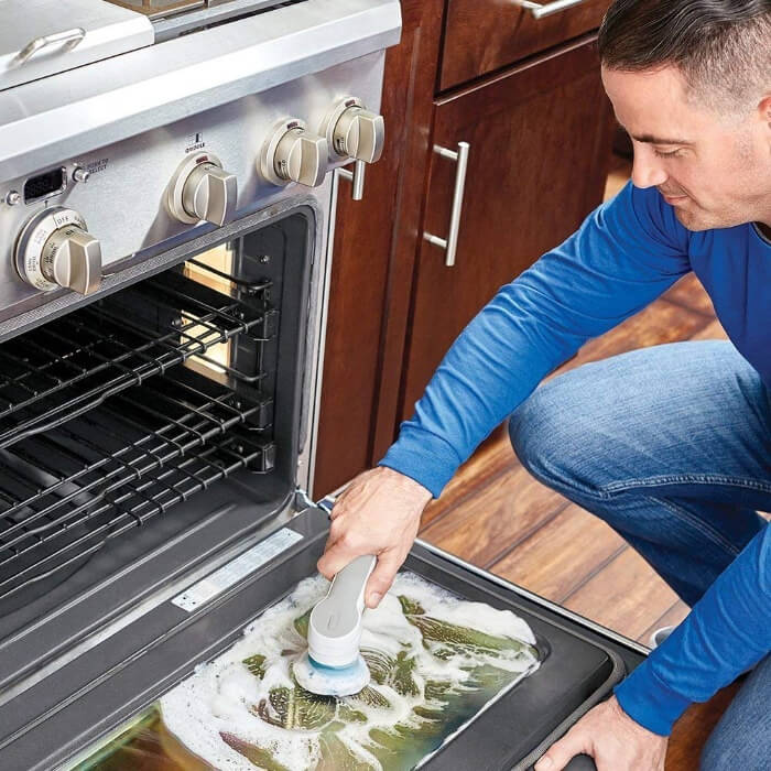 Электрощетка BLACK+DECKER BHPC110 - изображение 7