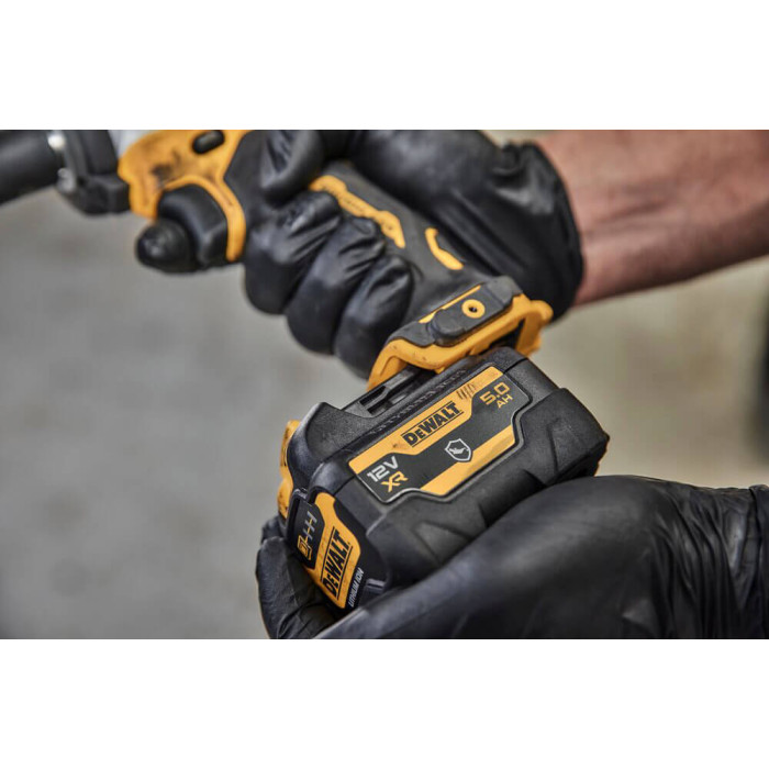 Аккумулятор DeWALT GFN Li-Ion 12 В 5 Ач DCB126G - изображение 6