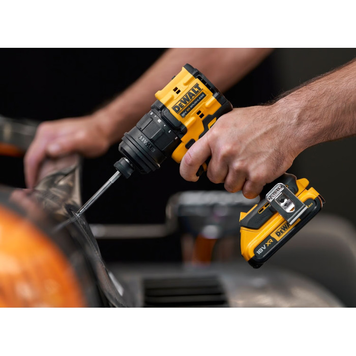Дрель-шуруповёрт аккумуляторная со сменными насадками DeWALT DCD803D2T - изображение 17
