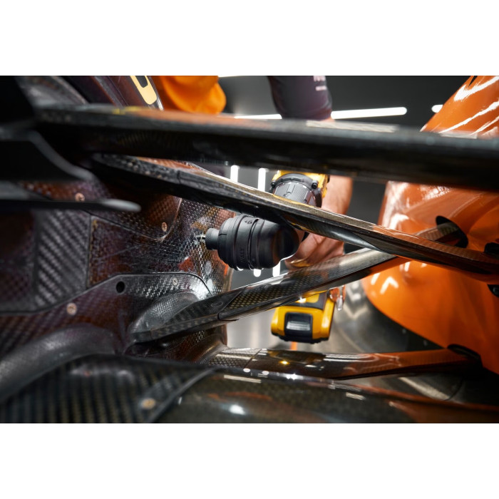 Дрель-шуруповёрт аккумуляторная со сменными насадками DeWALT DCD803D2T - изображение 18