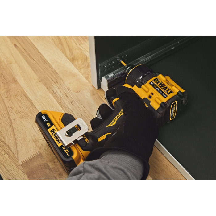 Дрель-шуруповёрт аккумуляторная со сменными насадками DeWALT DCD803D2T - изображение 22