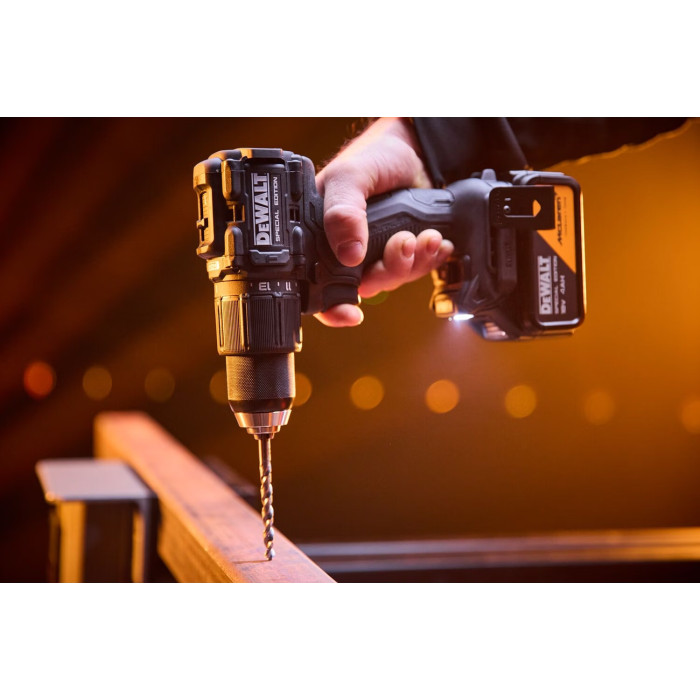 Дрель-шуруповёрт ударная аккумуляторная DeWALT McLaren F1 TEAM SPECIAL EDITION DCD86MM2KT - изображение 11