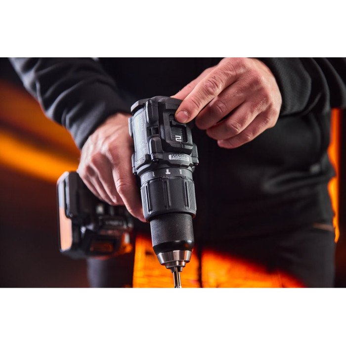 Дрель-шуруповёрт ударная аккумуляторная DeWALT McLaren F1 TEAM SPECIAL EDITION DCD86MM2KT - изображение 15
