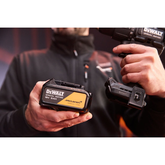 Дрель-шуруповёрт ударная аккумуляторная DeWALT McLaren F1 TEAM SPECIAL EDITION DCD86MP2KT - изображение 14