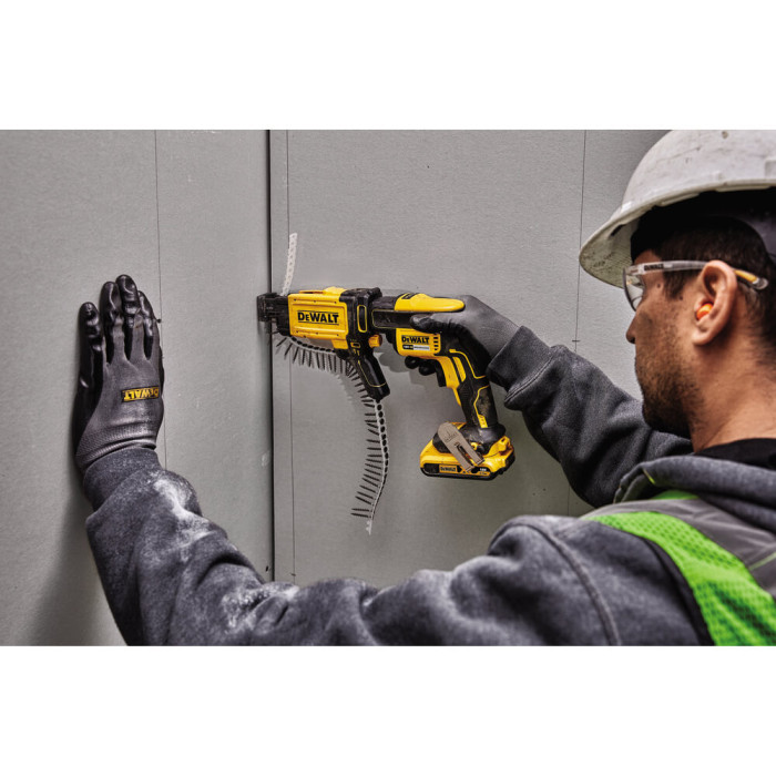 Шуруповёрт аккумуляторный DeWALT DCF620N без АКБ - изображение 3