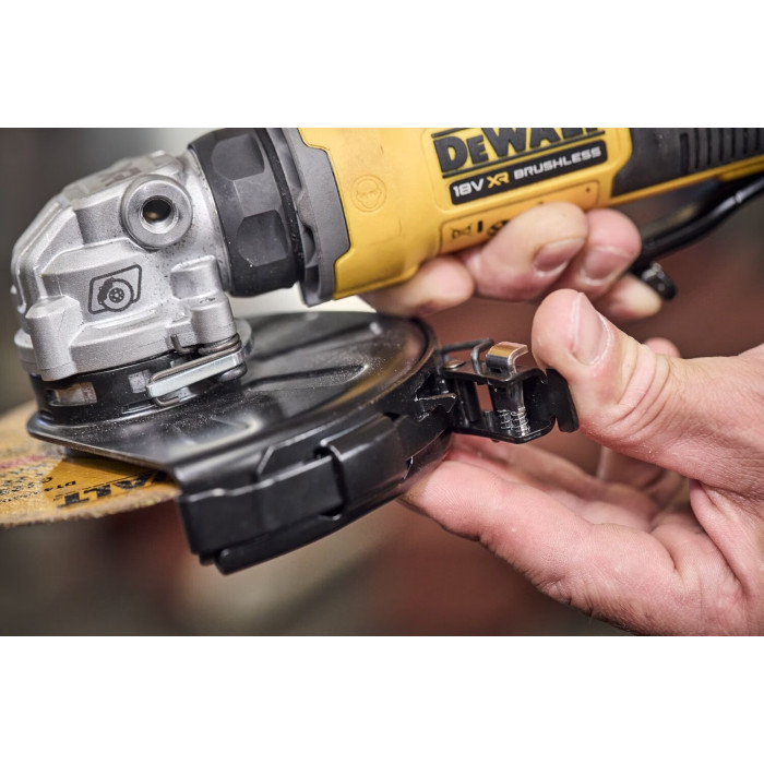 Угловая шлифмашина аккумуляторная DeWALT DCG404S2T - изображение 8