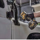 Набір акумуляторних інструментів DeWALT DCK2051E2T - зображення 5