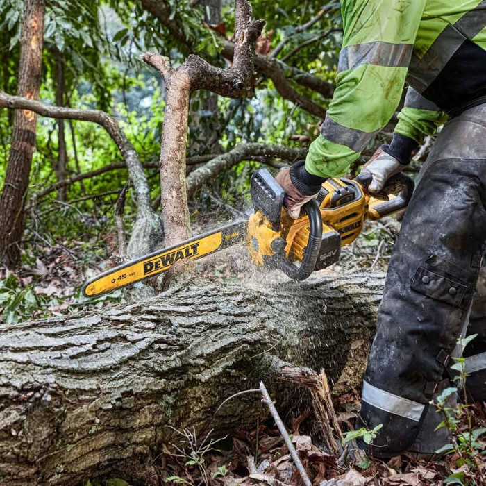 Ланцюгова пила акумуляторна DeWALT DCMCS574N без АКБ - зображення 6