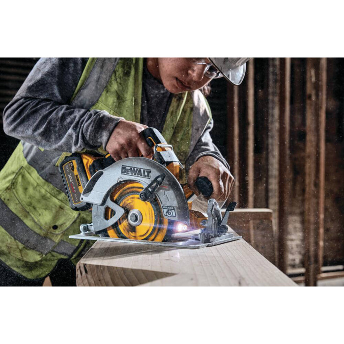 Дисковая пила аккумуляторная DeWALT DCS573T1 - изображение 4