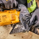 Дисковая пила аккумуляторная DeWALT DCS577N без АКБ - изображение 7