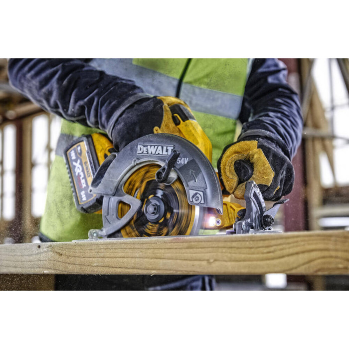 Дисковая пила аккумуляторная DeWALT DCS578T2 - изображение 6