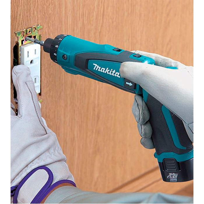 Акумуляторна викрутка Makita DF012DSE - зображення 6