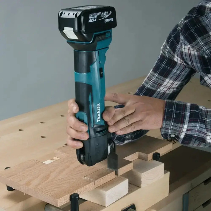 Многофункциональный инструмент (Реноватор) аккумуляторный Makita DTM51Z без АКБ - изображение 5