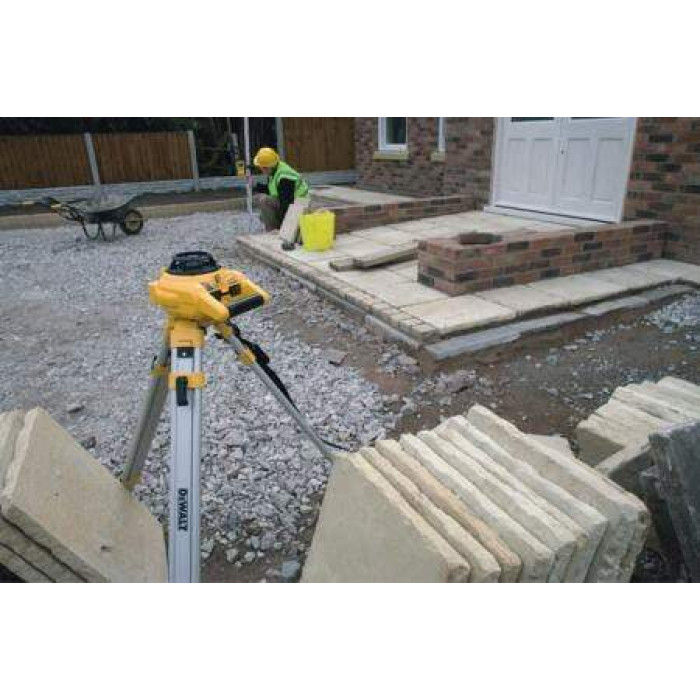 Лазерный нивелир DeWALT DW075PK - изображение 3