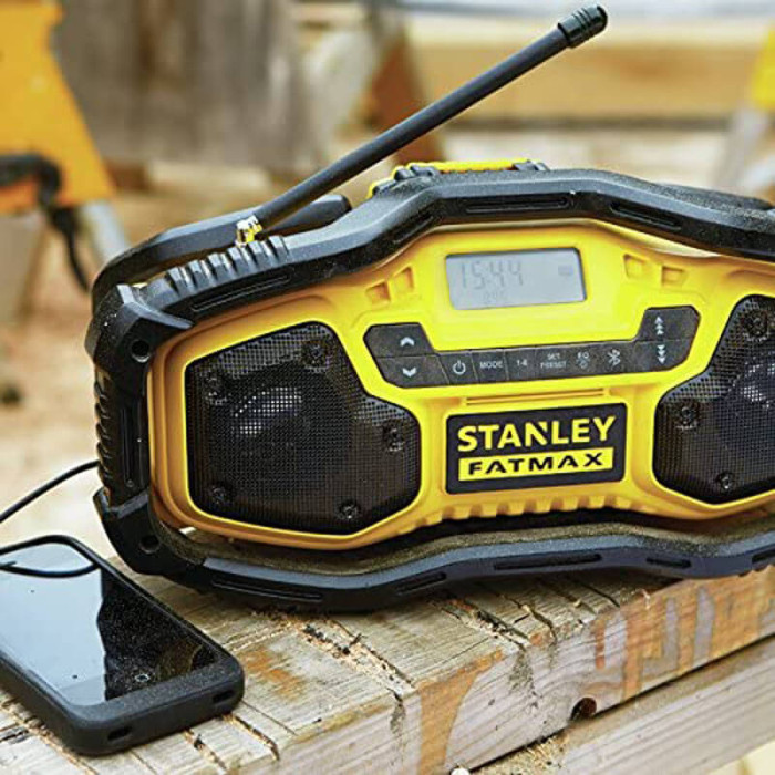 Радіо-зарядний пристрій STANLEY FATMAX FMC770B - зображення 2