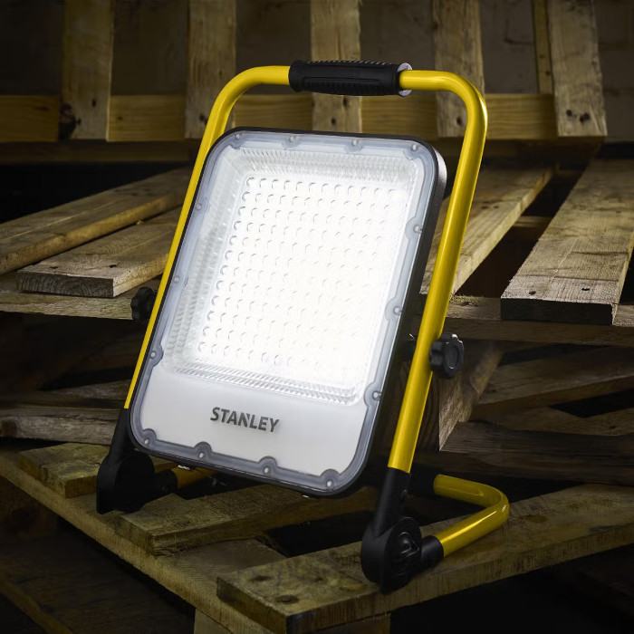 Прожектор светодиодный аккумуляторный STANLEY SXLS37179E - изображение 5