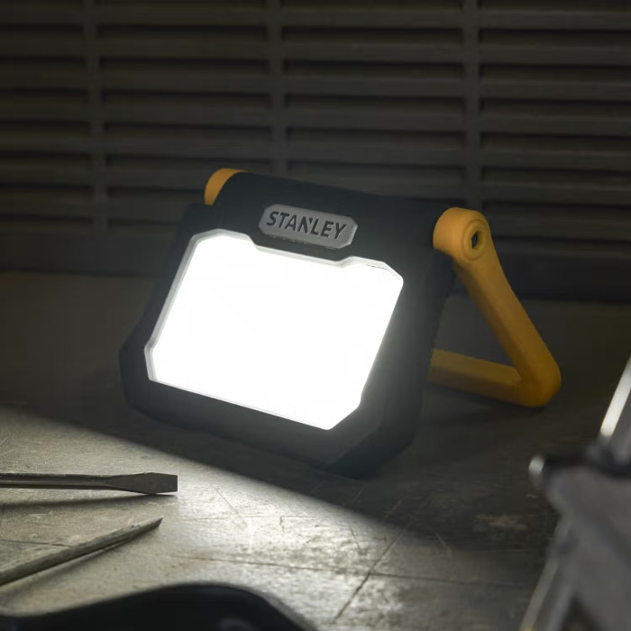 Прожектор светодиодный аккумуляторный STANLEY SXLS50118E - изображение 9