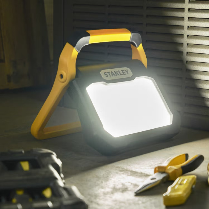 Прожектор светодиодный аккумуляторный STANLEY SXLS50120E - изображение 6