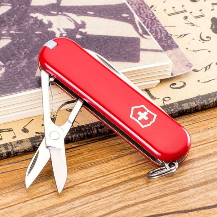 Складаний ніж Victorinox Classic Vx06203 - зображення 7