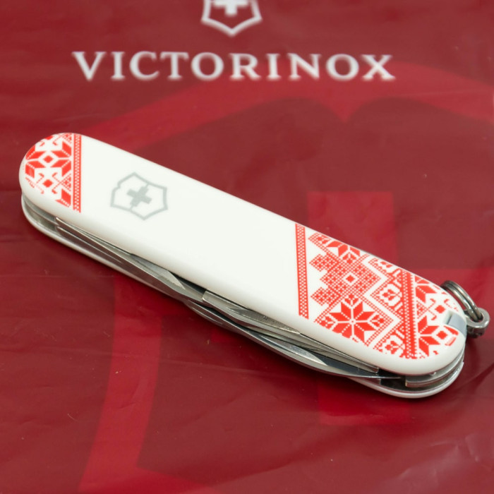 Складной нож Victorinox Climber Ukraine Красная вышиванка Vx13703.7_T0051r - изображение 6